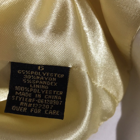 Essentials by ABS crop jacket. Size 6 - Picture 8 of 8